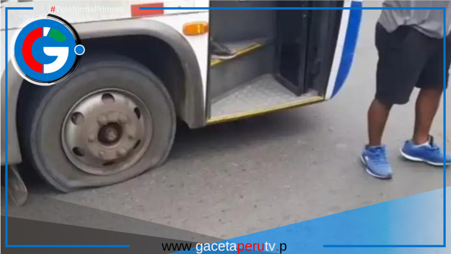 Acto vandálico en el Callao: pincharon llantas de combis en cruce de avenidas principales