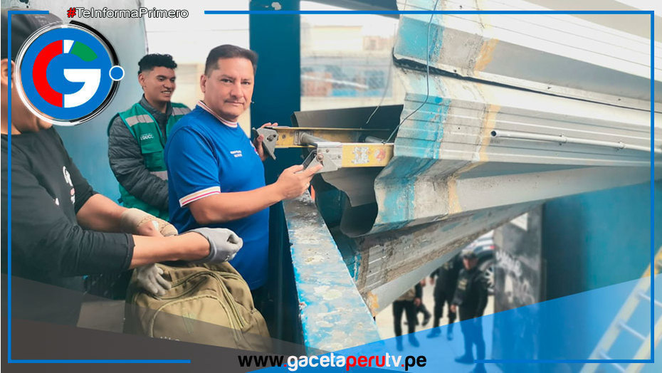 Desplome de calaminas en colegio Jorge Chávez Dartnel en Comas
