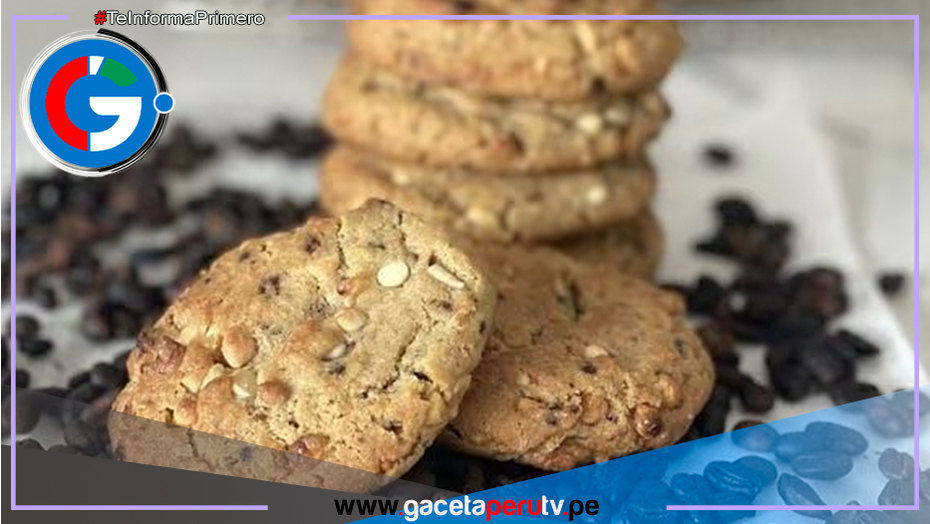 Cocina una ricas galletas con chocolate blanco y café