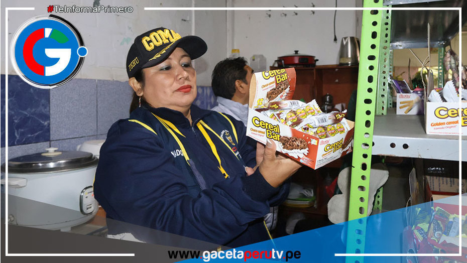 Clausuran Kioscos Escolares y Panadería por Alimentos Vencidos y Falta de Higiene en Comas